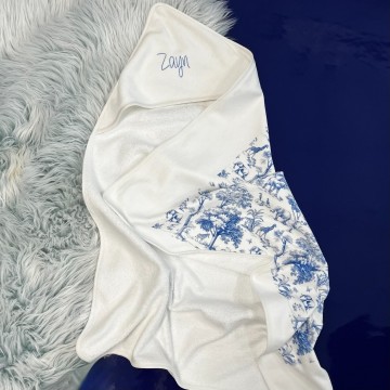 Badcape met dieren print donkerblauw en naam 1