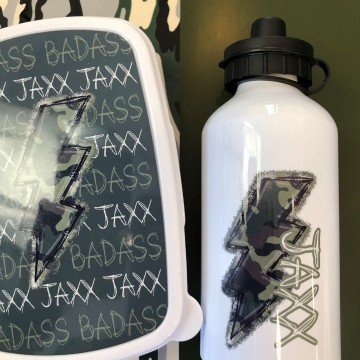 Broodtrommel en drinkbeker camouflage badass met eigennaam 2 0 0