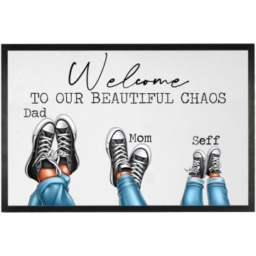 Deurmat welcome to our beautiful chaos dad mom en kindernaam sneakers zwart 0