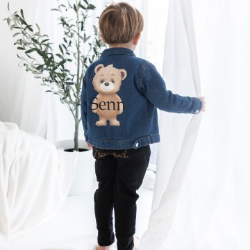 Gepersonaliseerd spijkerjasje met teddy en naam 2