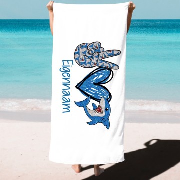 Handdoek voor kids met haai en eigennaam 0