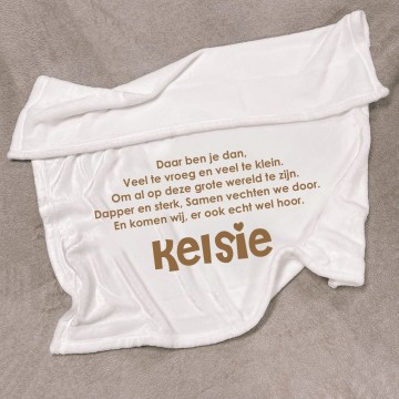 Prematuur baby cadeau babydeken veel te klein met naam