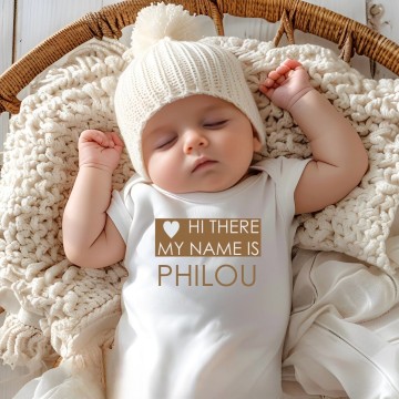 Shirtje voor babys en kids hi there my name is met eigennaam hartje