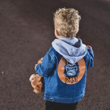 Spijkerjas voor babys en kids monkey met eigennaam 2 0