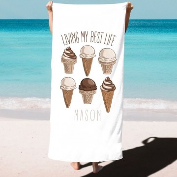 Strandlaken voor kids living my best life met eigennaam en beige ijsjes 0