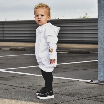 The name hoodie voor kinderen met eigen voorletter naam en geboortejaar 2