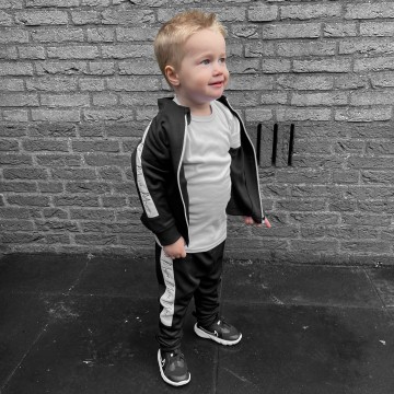 Trainingspakje voor babys en kids met eigennaam 3 0