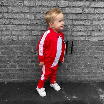 Trainingspakje voor babys en kids met geboortejaar in romeinse cijfers 4 0