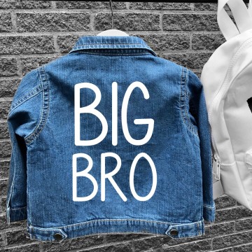 Zwangerschaps bekendmaking spijkerjas voor grote broer big bro 2